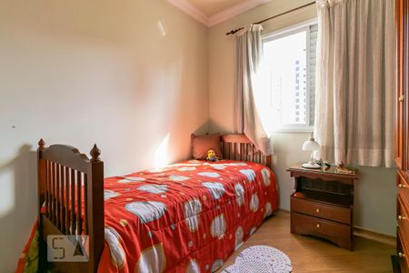 Apartamento à venda com 70m², 3 quartos e 2 vagasQuarto 2