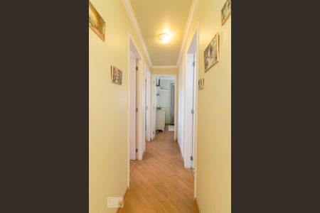 Apartamento à venda com 70m², 3 quartos e 2 vagasCorredor