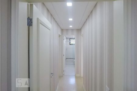 Apartamento à venda com 130m², 3 quartos e 2 vagasCorredor