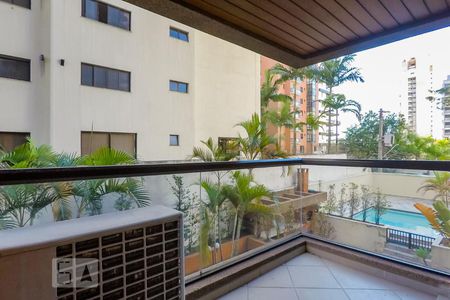 Sacada de apartamento à venda com 3 quartos, 130m² em Jardim Vila Mariana, São Paulo