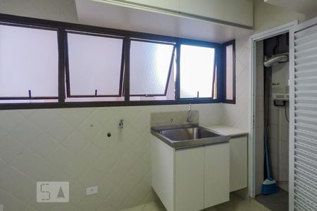 Apartamento à venda com 130m², 3 quartos e 2 vagasÁrea de Serviço