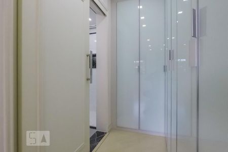 Apartamento à venda com 130m², 3 quartos e 2 vagasQuarto 3 - suite