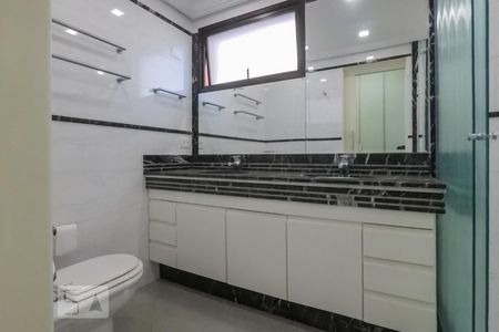 Apartamento à venda com 130m², 3 quartos e 2 vagasQuarto 3 - suite
