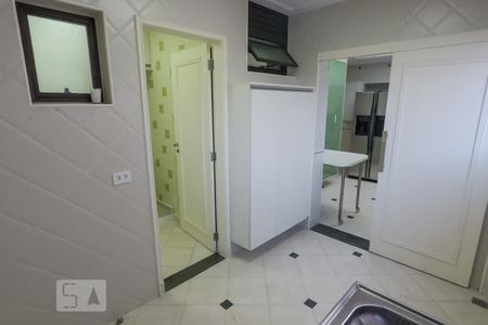 Apartamento à venda com 130m², 3 quartos e 2 vagasÁrea de Serviço