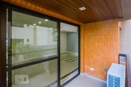 Apartamento à venda com 130m², 3 quartos e 2 vagasSacada