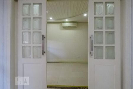 Apartamento à venda com 130m², 3 quartos e 2 vagasQuarto 1