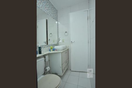 Casa de condomínio à venda com 100m², 3 quartos e 1 vagaBanheiro Suíte