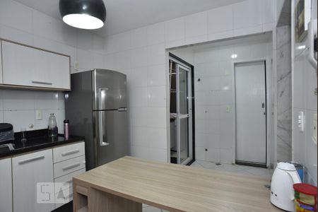 Casa de condomínio à venda com 100m², 3 quartos e 1 vagaCozinha