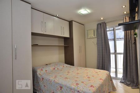 Casa de condomínio à venda com 100m², 3 quartos e 1 vagaSuíte