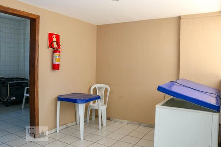 Apartamento para alugar com 50m², 2 quartos e 1 vaga Apartamento para alugar com 50m², 2 quartos e 1 vagaÁrea comum - Salão de festas