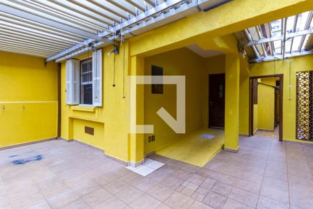Casa à venda com 144m², 3 quartos e 2 vagasQuintal