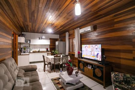 Sala/Cozinha de casa à venda com 2 quartos, 127m² em Teresópolis, Porto Alegre