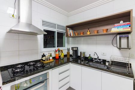 Apartamento à venda com 97m², 2 quartos e 2 vagasCozinha