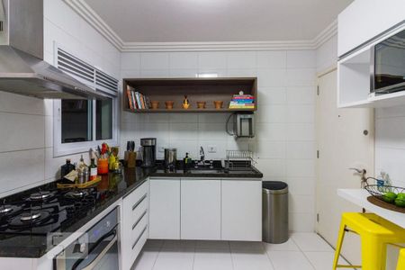 Apartamento à venda com 97m², 2 quartos e 2 vagasCozinha