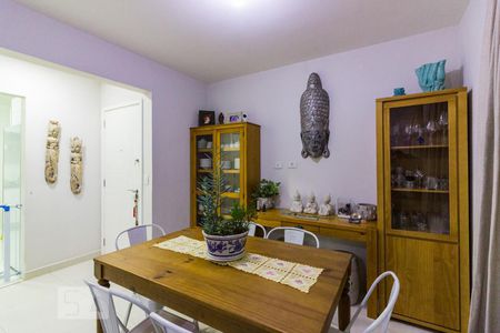 Apartamento à venda com 97m², 2 quartos e 2 vagasSala