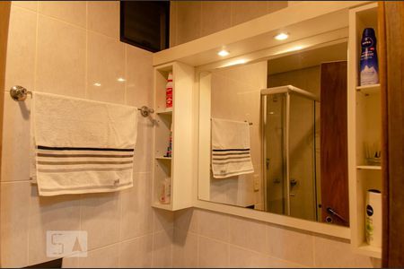 Apartamento à venda com 201m², 3 quartos e 2 vagasBanheiro da Suíte 2