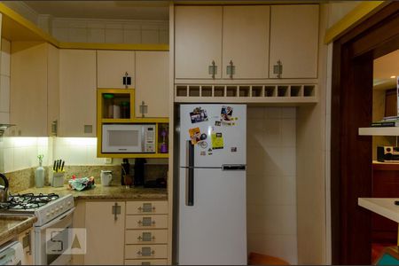 Apartamento à venda com 201m², 3 quartos e 2 vagasCozinha