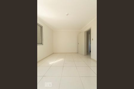 Apartamento para alugar com 75m², 2 quartos e sem vagaQUARTO 2