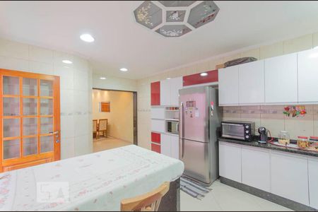 Casa para alugar com 200m², 3 quartos e 1 vaga Casa para alugar com 200m², 3 quartos e 1 vagaCozinha