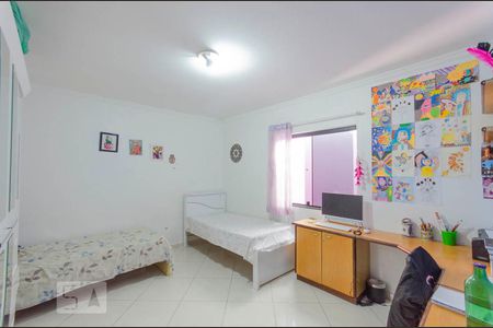 Casa para alugar com 200m², 3 quartos e 1 vaga Casa para alugar com 200m², 3 quartos e 1 vagaQuarto 2