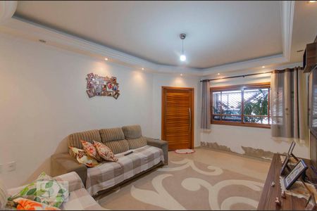 Sala de casa para alugar com 3 quartos, 200m² em Vila Nova Curuçá, São Paulo