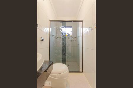 Casa para alugar com 200m², 3 quartos e 1 vaga Casa para alugar com 200m², 3 quartos e 1 vagaBanheiro