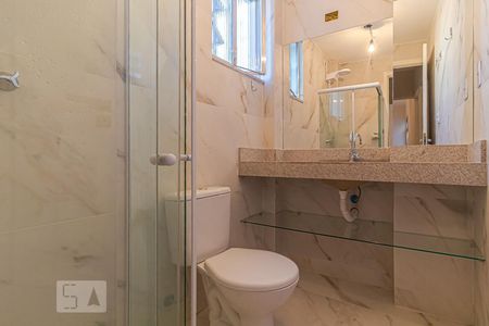 Apartamento à venda com 40m², 2 quartos e sem vaga Apartamento à venda com 40m², 2 quartos e sem vagaBanheiro