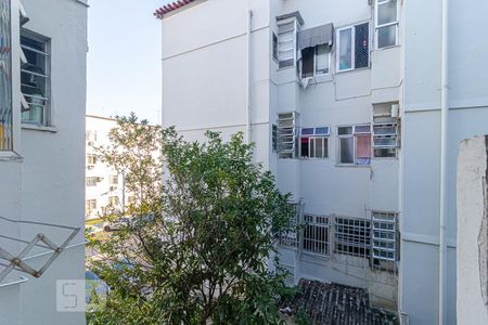 Apartamento à venda com 40m², 2 quartos e sem vaga Apartamento à venda com 40m², 2 quartos e sem vagaVista da Cozinha e Área de Serviço