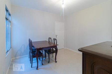 Apartamento à venda com 40m², 2 quartos e sem vaga Apartamento à venda com 40m², 2 quartos e sem vagaSala