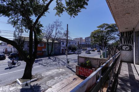 Casa para alugar com 520m², 4 quartos e 3 vagas Casa para alugar com 520m², 4 quartos e 3 vagasVaranda