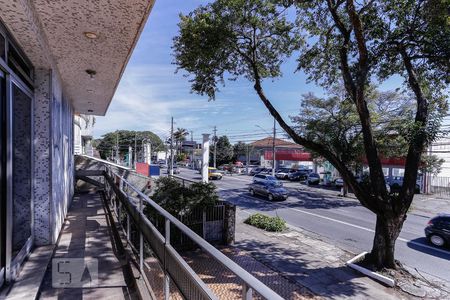 Varanda de casa para alugar com 4 quartos, 520m² em Lapa, São Paulo