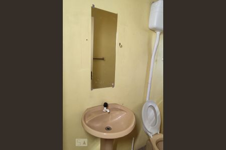 Casa para alugar com 48m², 1 quarto e 1 vaga Casa para alugar com 48m², 1 quarto e 1 vagaBanheiro - Torneira
