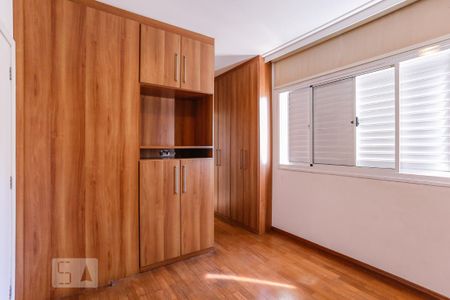 Apartamento para alugar com 131m², 3 quartos e 2 vagas Apartamento para alugar com 131m², 3 quartos e 2 vagasSuíte 1