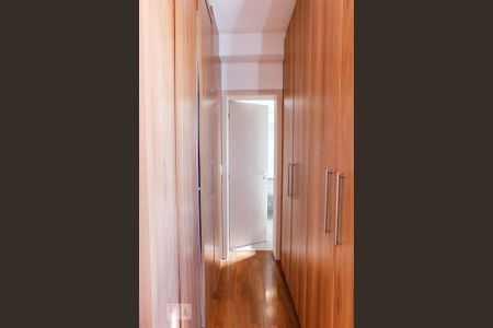 Apartamento para alugar com 131m², 3 quartos e 2 vagas Apartamento para alugar com 131m², 3 quartos e 2 vagasCloset Suíte 1