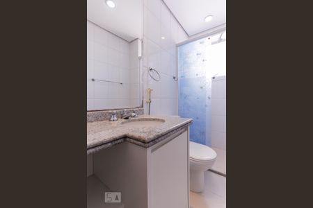 Banheiro Suíte 3 de apartamento para alugar com 3 quartos, 131m² em Vila Ipojuca, São Paulo
