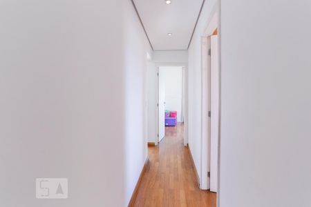 Apartamento para alugar com 131m², 3 quartos e 2 vagas Apartamento para alugar com 131m², 3 quartos e 2 vagasCorredor
