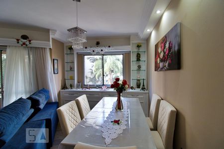 Apartamento à venda com 110m², 3 quartos e 2 vagas Apartamento à venda com 110m², 3 quartos e 2 vagasSala