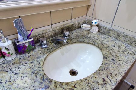 Apartamento à venda com 110m², 3 quartos e 2 vagas Apartamento à venda com 110m², 3 quartos e 2 vagasSuíte