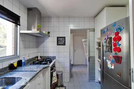Apartamento à venda com 110m², 3 quartos e 2 vagas Apartamento à venda com 110m², 3 quartos e 2 vagasCozinha