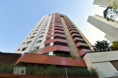 Apartamento à venda com 110m², 3 quartos e 2 vagas Apartamento à venda com 110m², 3 quartos e 2 vagasFachada
