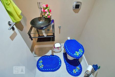 Apartamento à venda com 110m², 3 quartos e 2 vagas Apartamento à venda com 110m², 3 quartos e 2 vagasLavabo