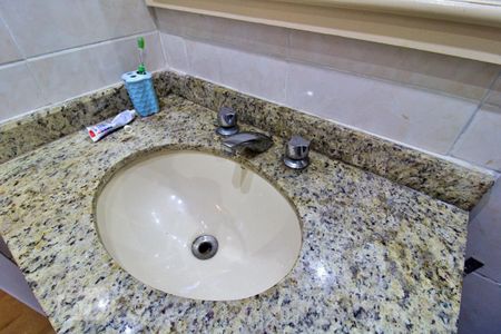 Apartamento à venda com 110m², 3 quartos e 2 vagas Apartamento à venda com 110m², 3 quartos e 2 vagasBanheiro