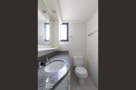 Apartamento à venda com 54m², 2 quartos e 1 vagaBanheiro da Suíte