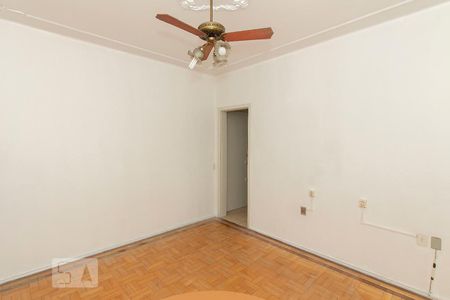 Sala de apartamento para alugar com 2 quartos, 70m² em Bom Fim, Porto Alegre