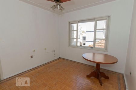 Sala de apartamento para alugar com 2 quartos, 70m² em Bom Fim, Porto Alegre