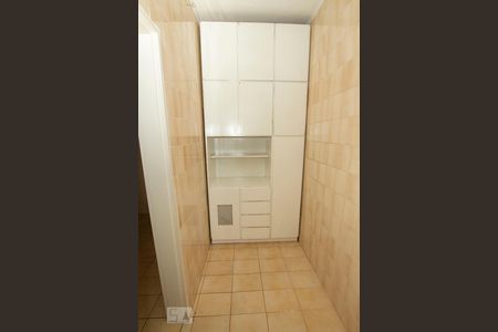 Apartamento para alugar com 70m², 2 quartos e sem vaga Apartamento para alugar com 70m², 2 quartos e sem vagaDespensa