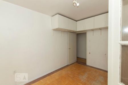 Quarto 1 de apartamento para alugar com 2 quartos, 70m² em Bom Fim, Porto Alegre