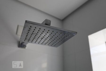 Apartamento à venda com 240m², 3 quartos e 4 vagas Apartamento à venda com 240m², 3 quartos e 4 vagasBanheiro da Suíte 1