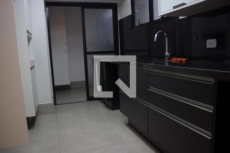 Apartamento à venda com 160m², 2 quartos e 2 vagasCozinha 