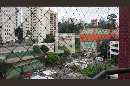 Apartamento à venda com 160m², 2 quartos e 2 vagasCozinha 
